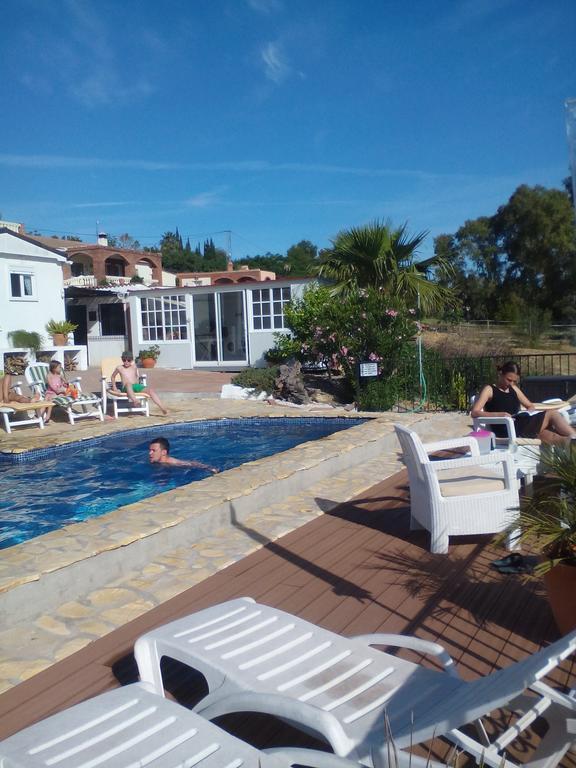 Villafranco Apartamentos Villafranco de Guadalhorce ภายนอก รูปภาพ